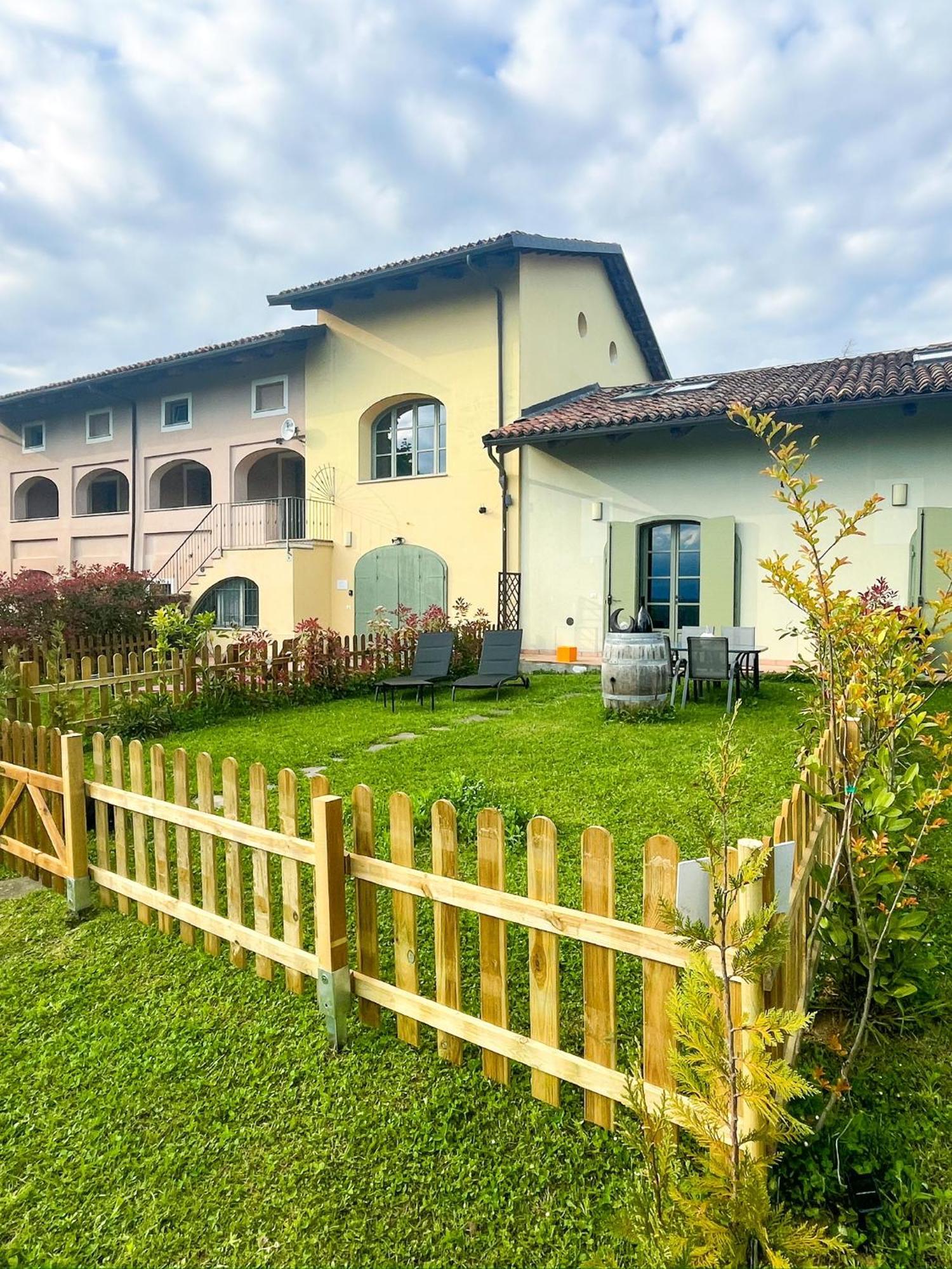 Just Langhe Casa Nebbiolo Villa Novello Exterior photo