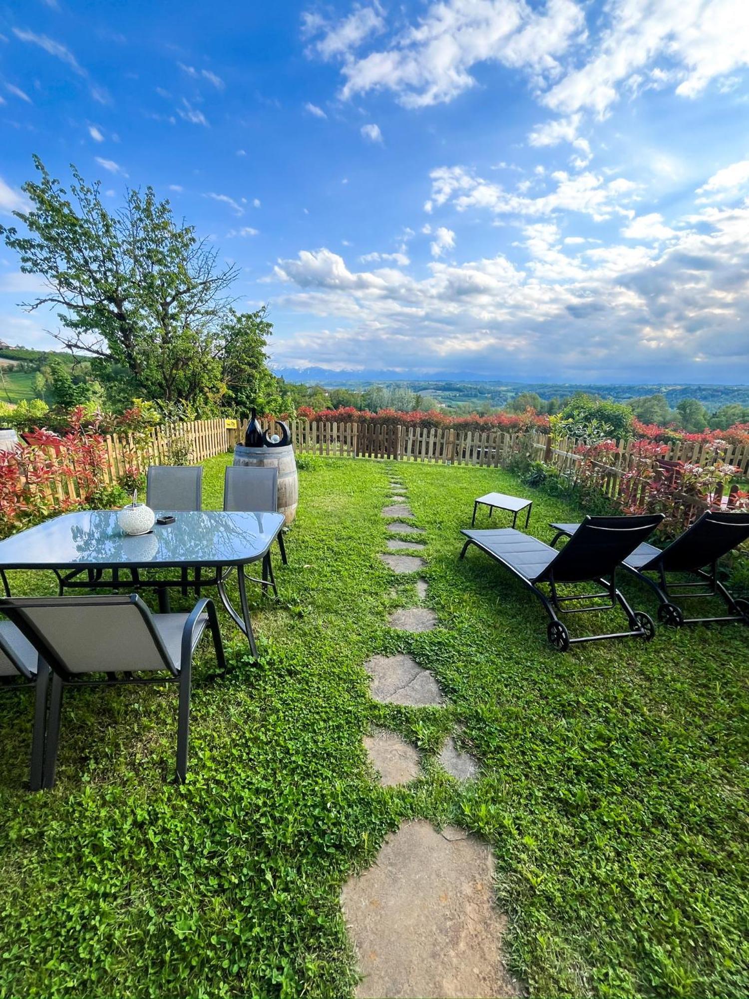 Just Langhe Casa Nebbiolo Villa Novello Exterior photo